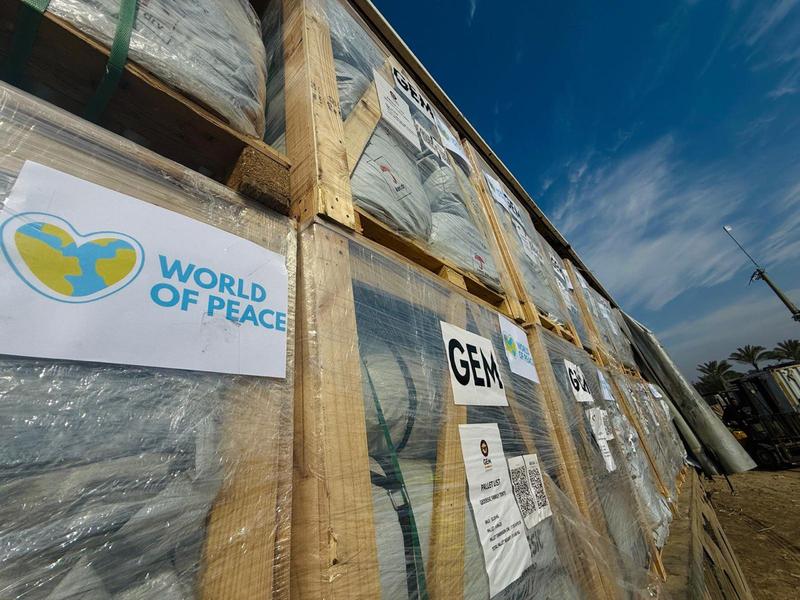 Arrival in Gaza: 1,000 Blankets and 180 Tents for Families Without a Home