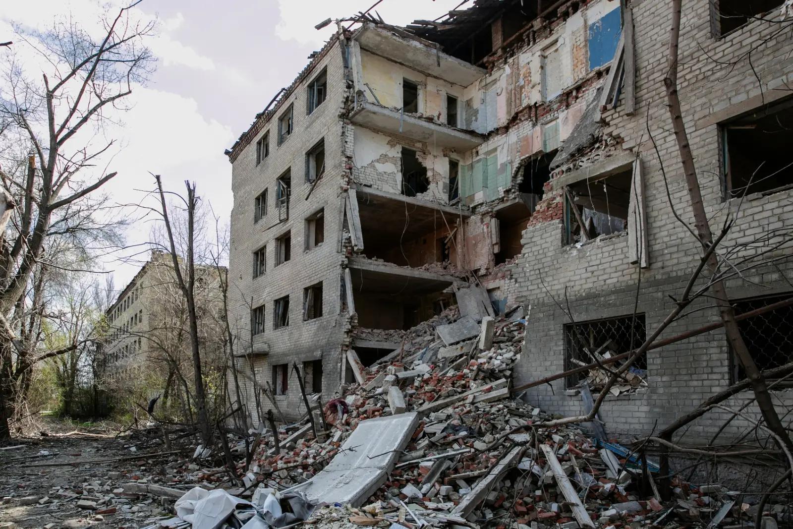 Destruction in a combat zone
